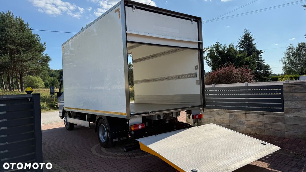 Mitsubishi Fuso Canter - 8