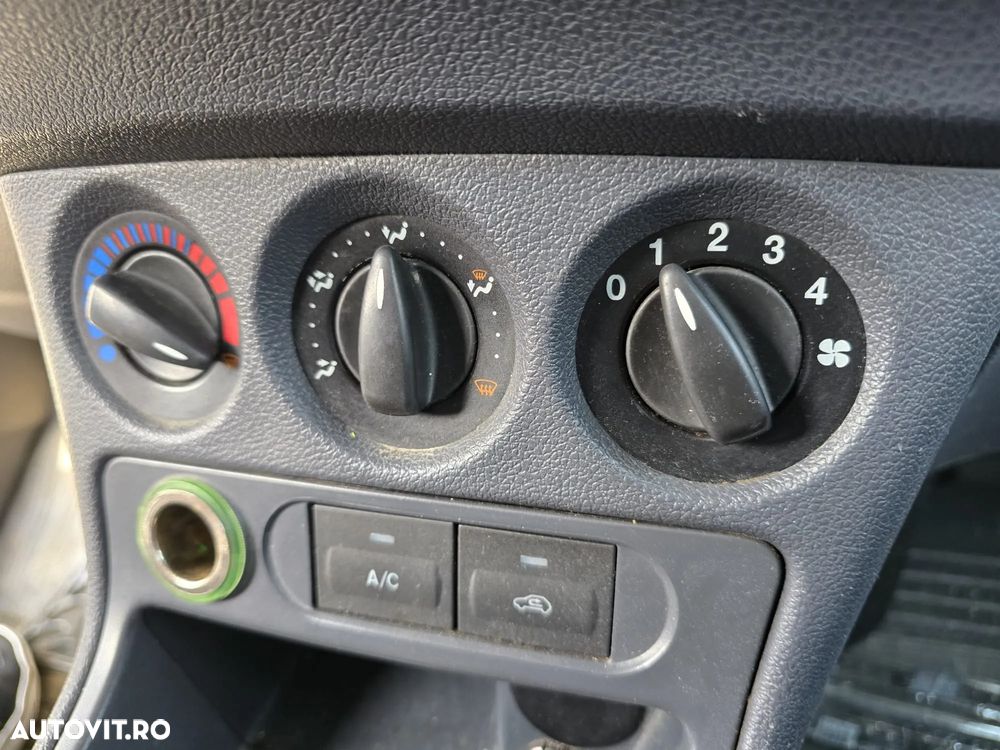 Ford Transit Connect - 5