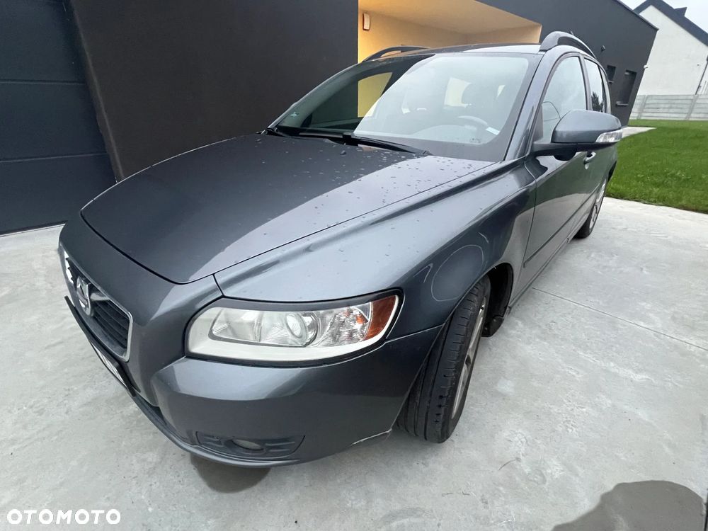 Volvo V50 - 2