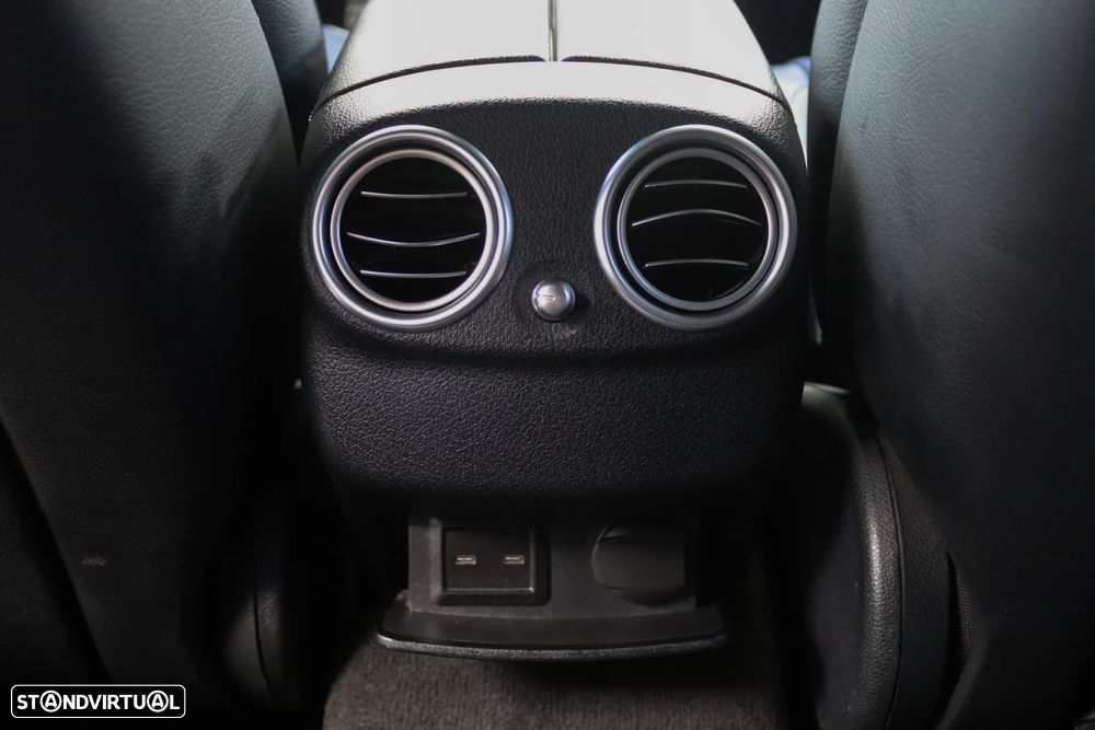 Mercedes-Benz E 220 d AMG Line 7L - 38