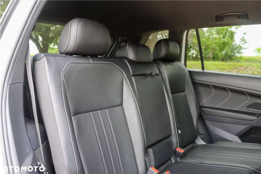Volkswagen Tiguan 2,0 TSI OPF 4Motion DSG R-Line - 23