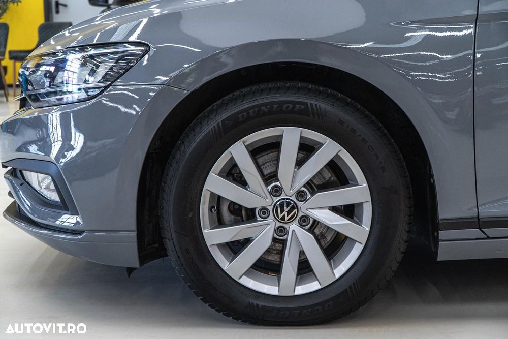 Volkswagen Passat 2.0 TDI DSG Comfortline - 38