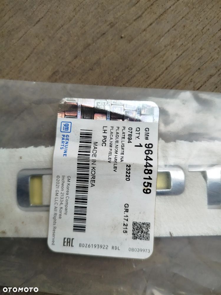 Chevrolet Captiva emblemat znacz k napis nie wy oryginał - 1