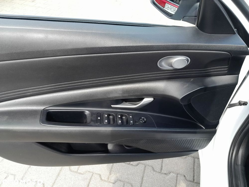 Hyundai Elantra 1.6 Modern - 10