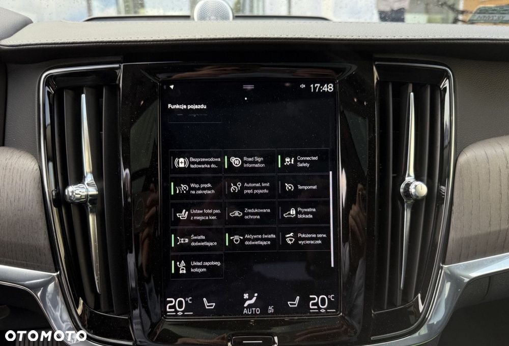Volvo V90 - 16