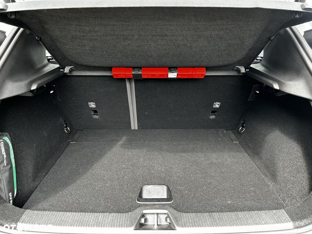 Volvo EX30 - 16