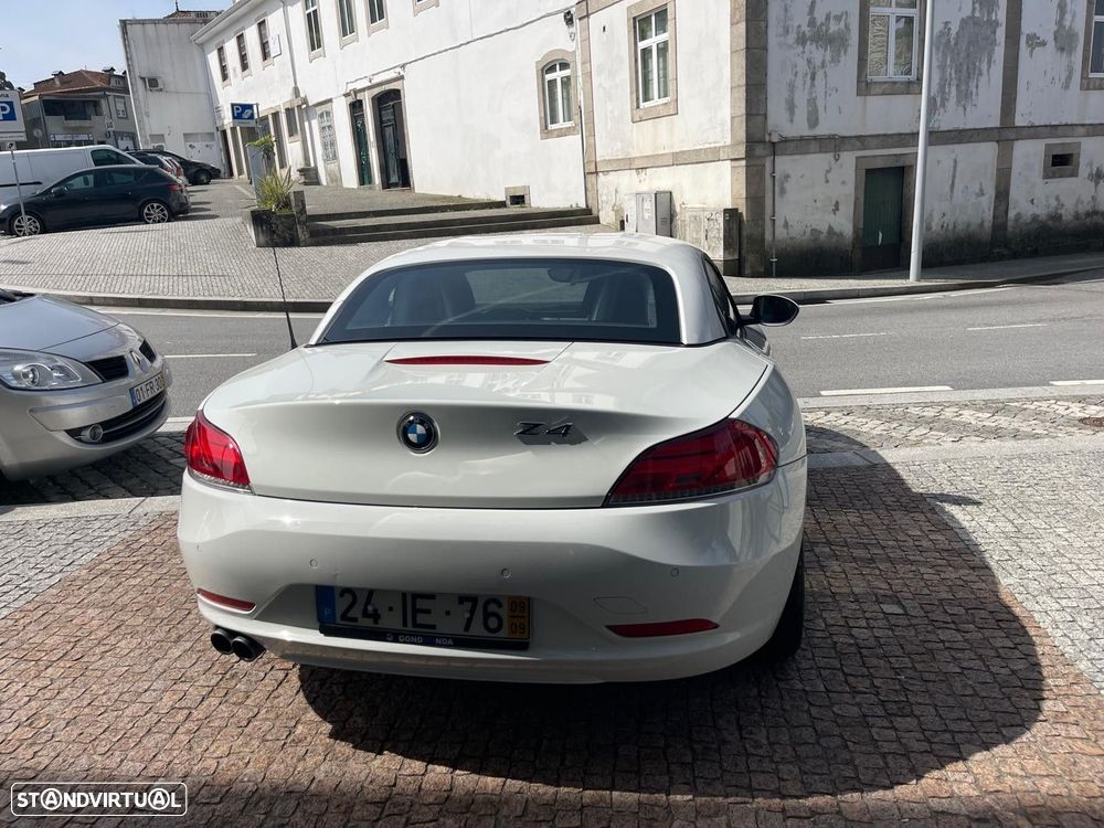 BMW Z4 23 i - 21