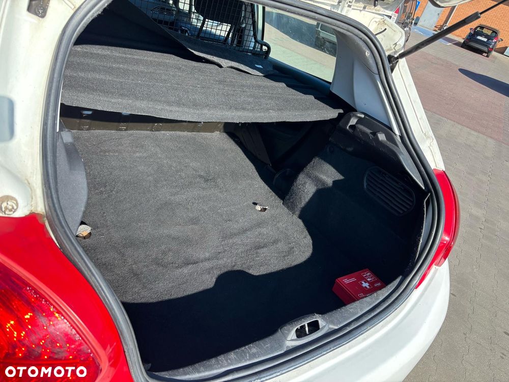 Peugeot 208 1.4 HDi Access - 12