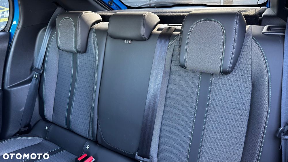 Peugeot 208 PureTech 130 EAT8 Allure - 25