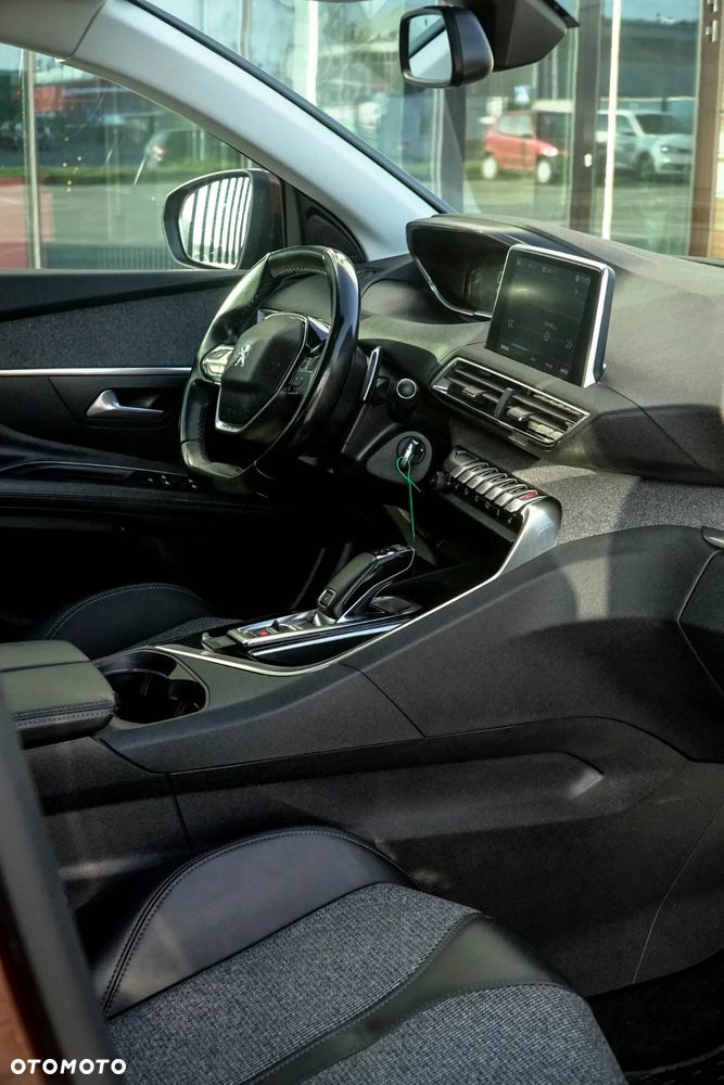 Peugeot 3008 BlueHDi 130 Stop & Start EAT8 Active - 28