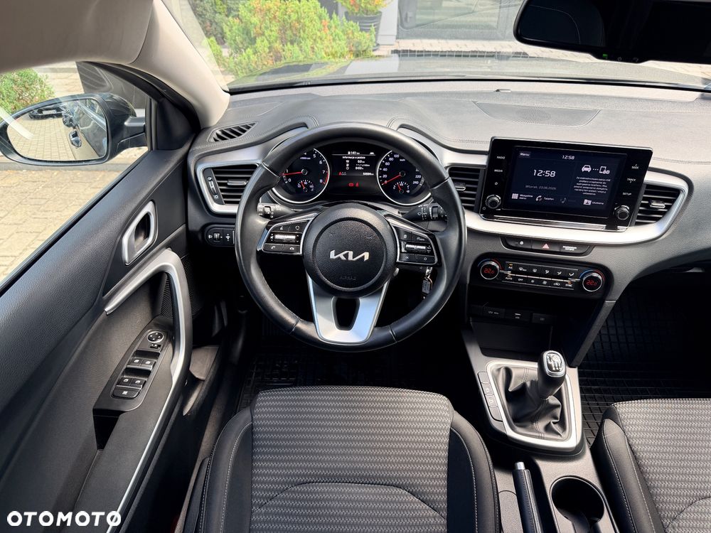 Kia XCeed 1.5 T-GDI M - 14