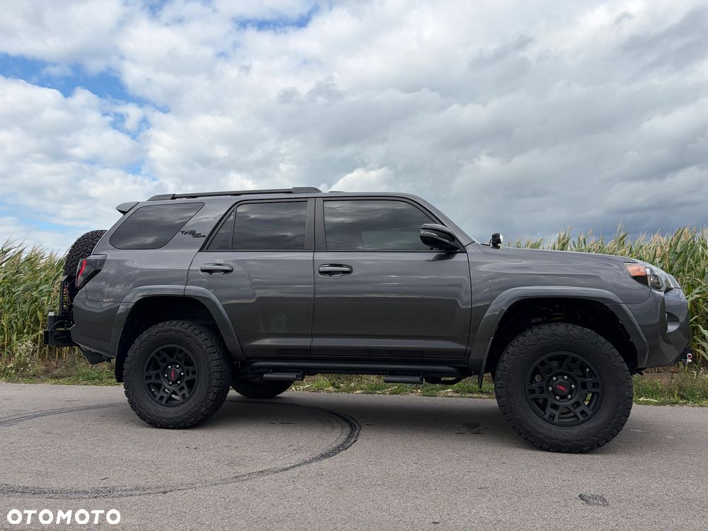 Toyota 4-Runner - 7