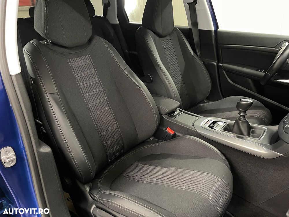 Peugeot 308 PureTech 130 GPF Stop & Start Allure Pack - 10
