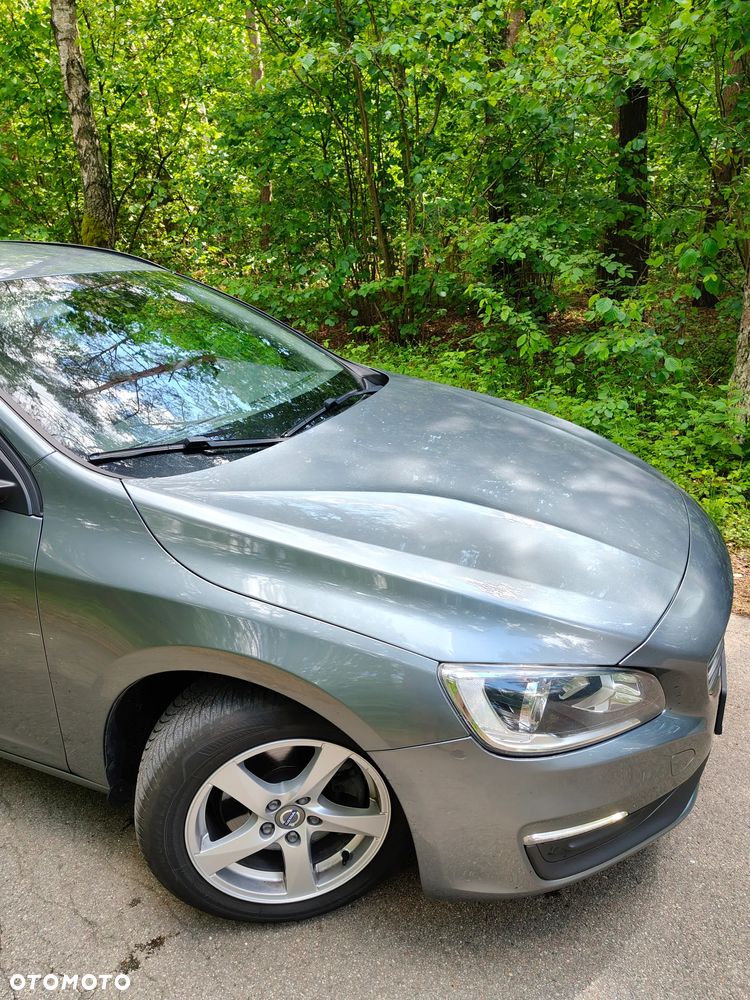 Volvo V60 D2 Drive-E Kinetic - 3