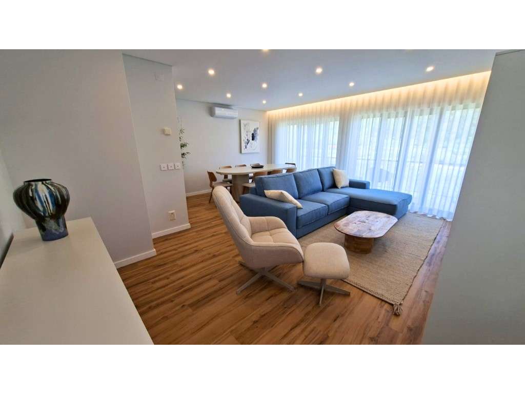 T3 Duplex a 2 passos da Praia da Nazaré | Mobilado | Estacionamento - Grande imagem: 4/24