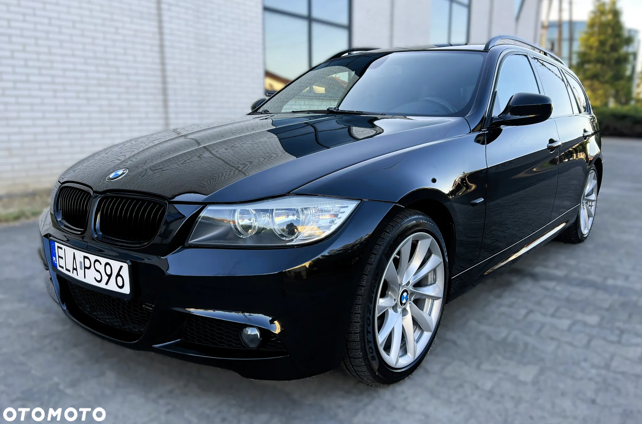 BMW Seria 3 318d DPF Touring Edition Sport - 10