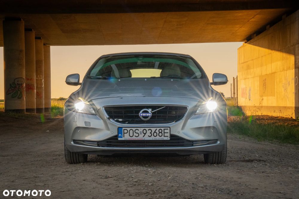 Volvo V40 - 13