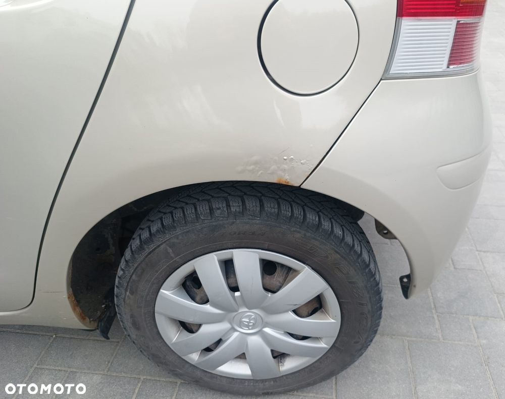 Toyota Yaris 1.0 Luna Start - 8