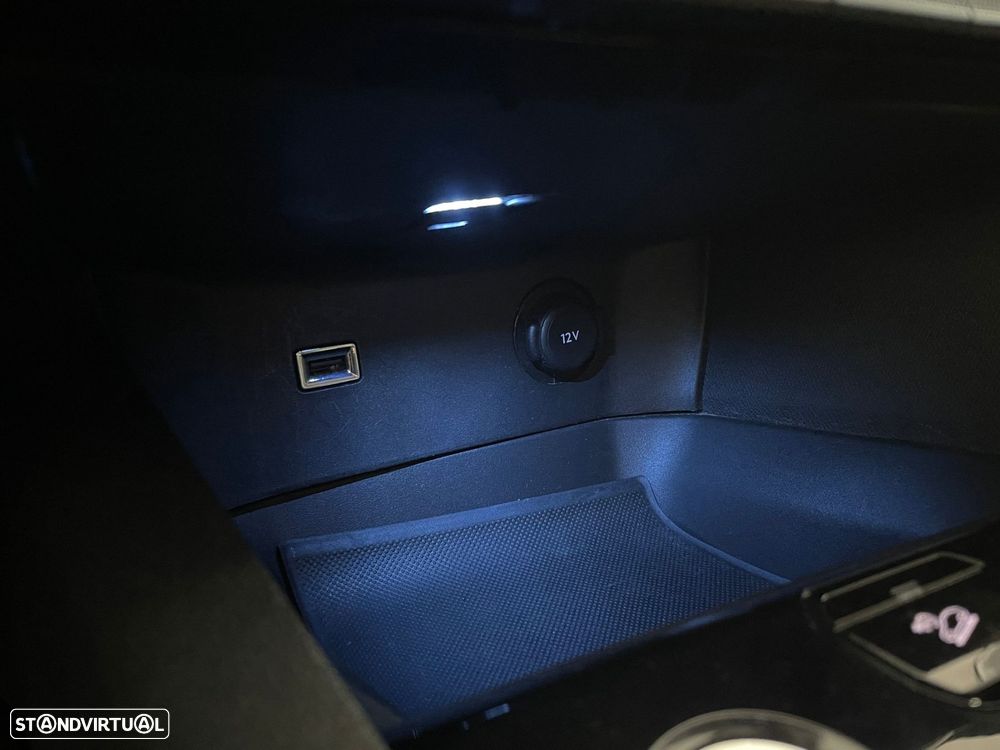 Peugeot 3008 1.2 PureTech Allure EAT8 - 48