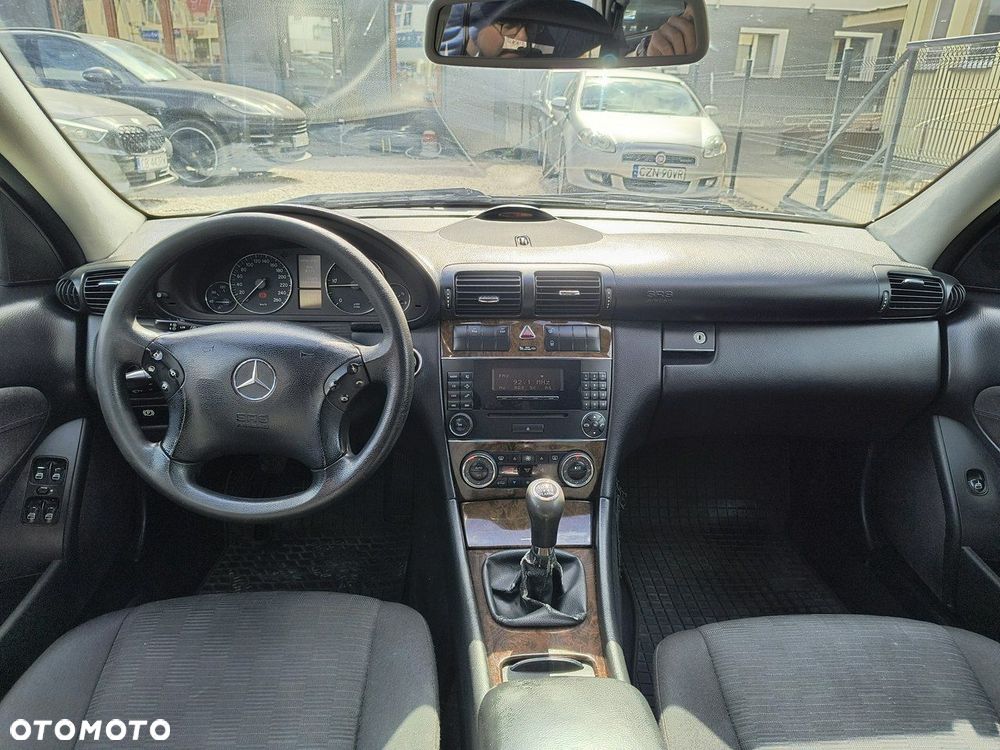 Mercedes-Benz Klasa C 200 CDI Classic - 8