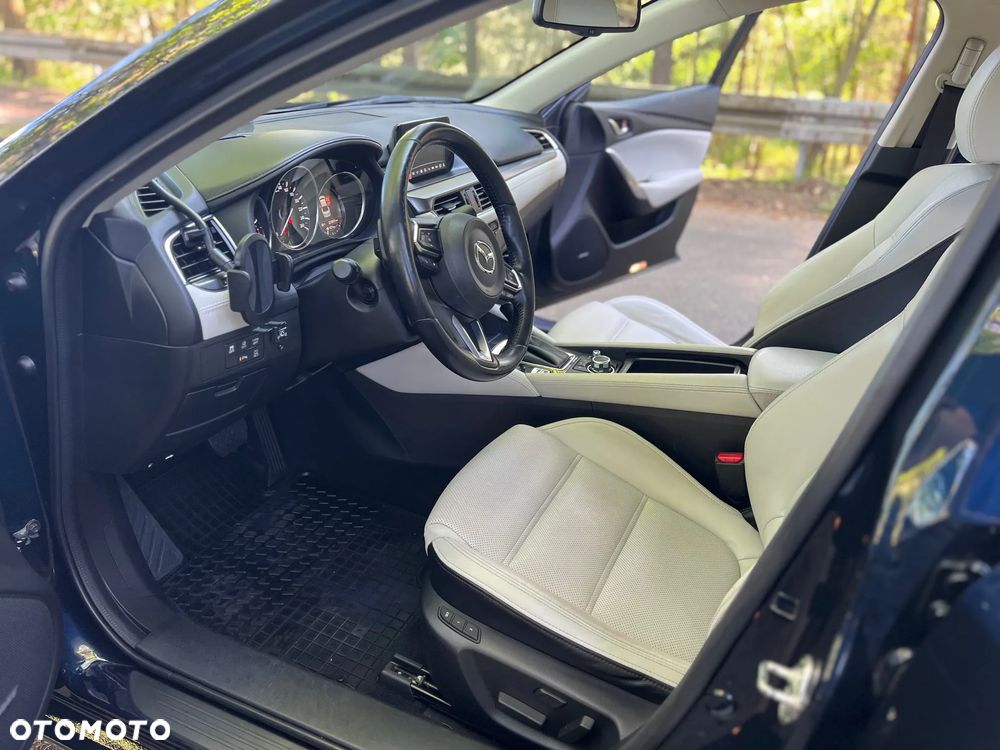 Mazda 6 - 17