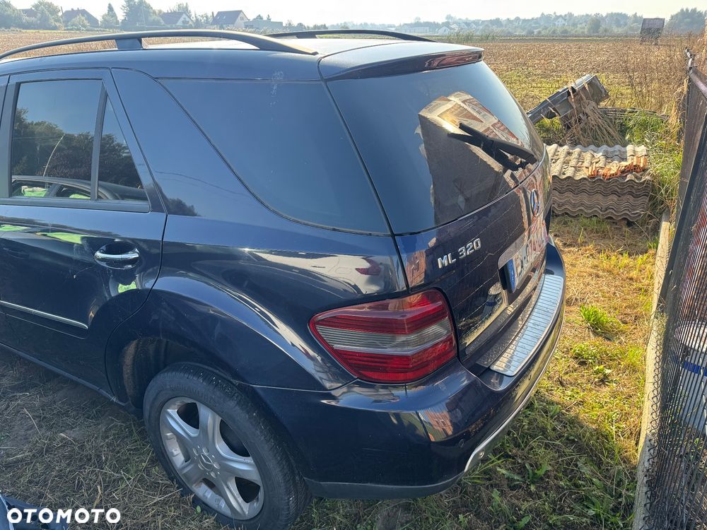 Mercedes-Benz ML 320 CDI 4Matic 7G-TRONIC - 16