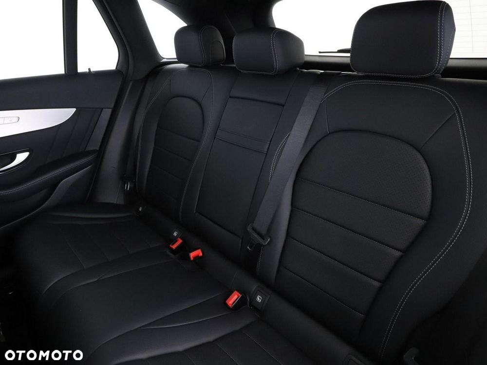 Mercedes-Benz GLC 300 de 4Matic 9G-TRONIC AMG Line - 18