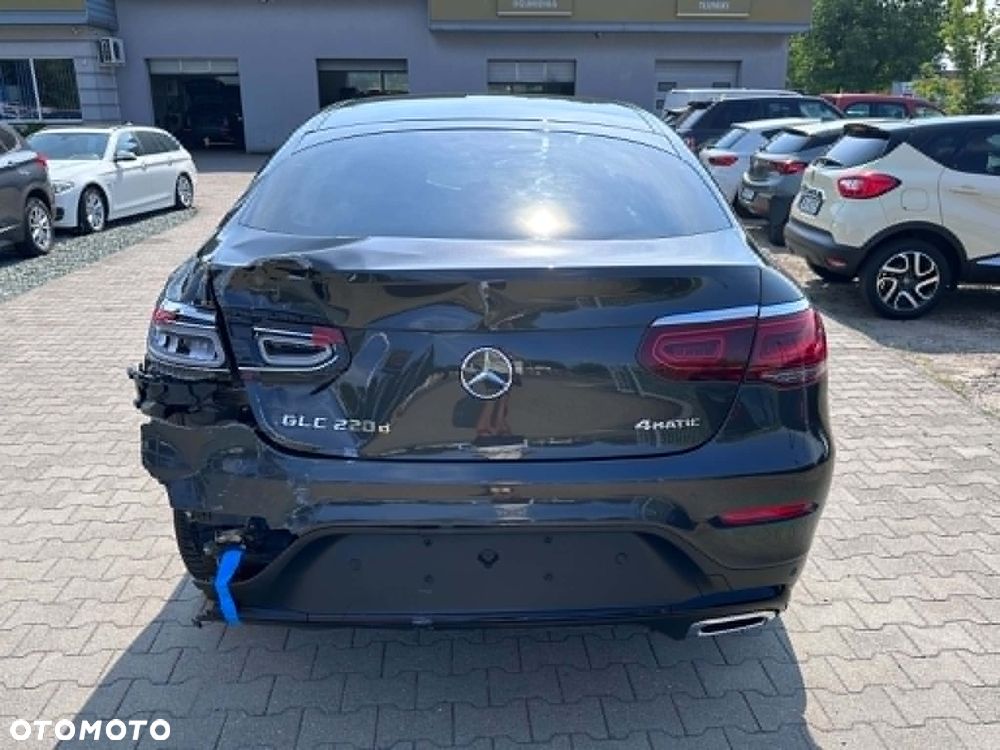 Mercedes-Benz GLC 220 d 4Matic 9G-TRONIC AMG Line - 6