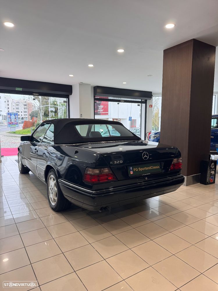 Mercedes-Benz E 320 - 9