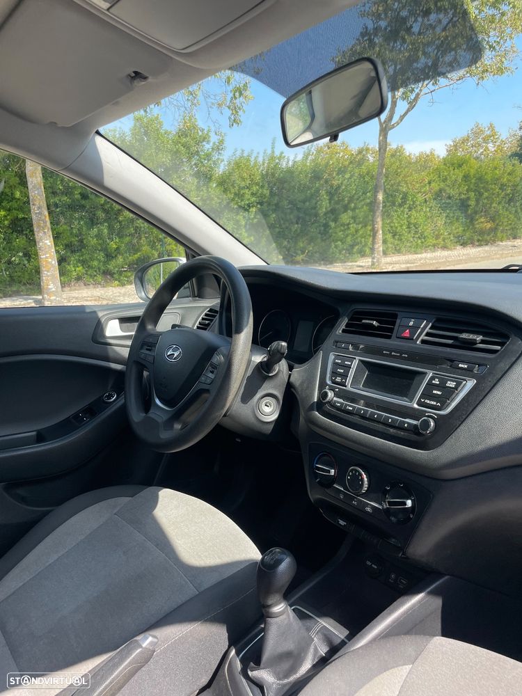 Hyundai i20 1.2 Blue Classic - 15
