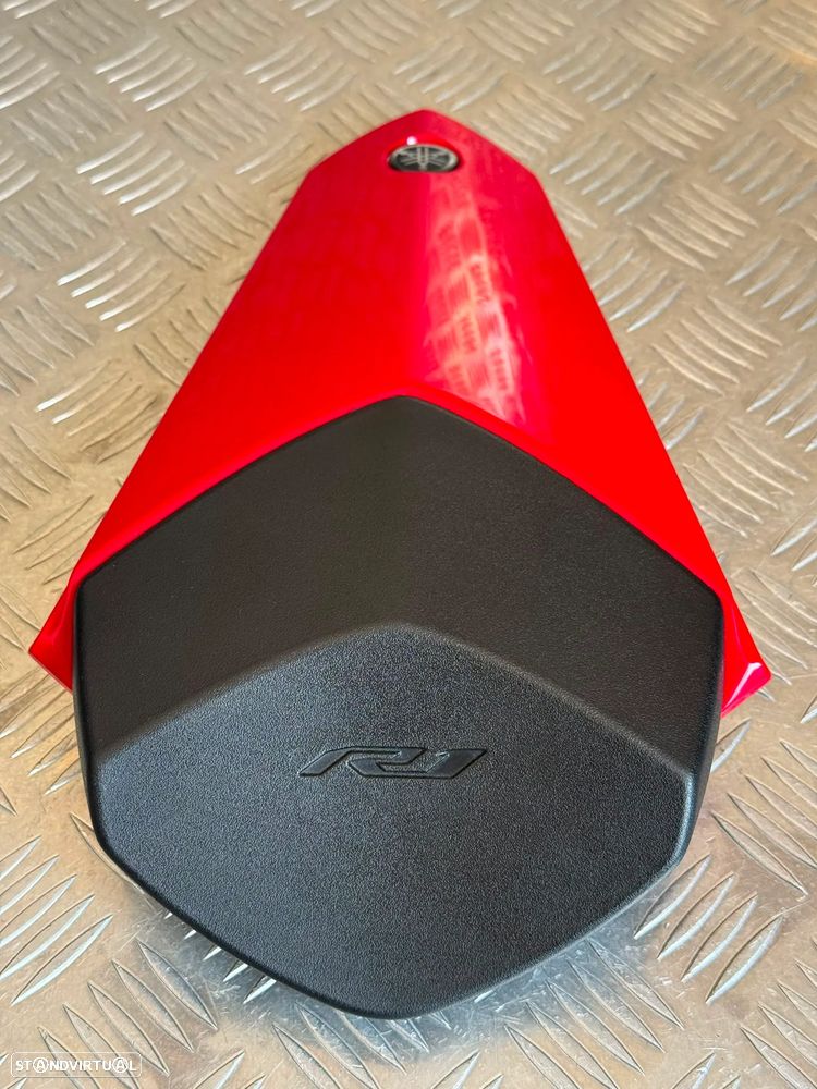Yamaha YZF R1 - 17