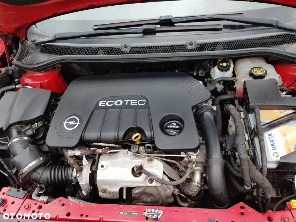 Opel Astra 2015 photo 4