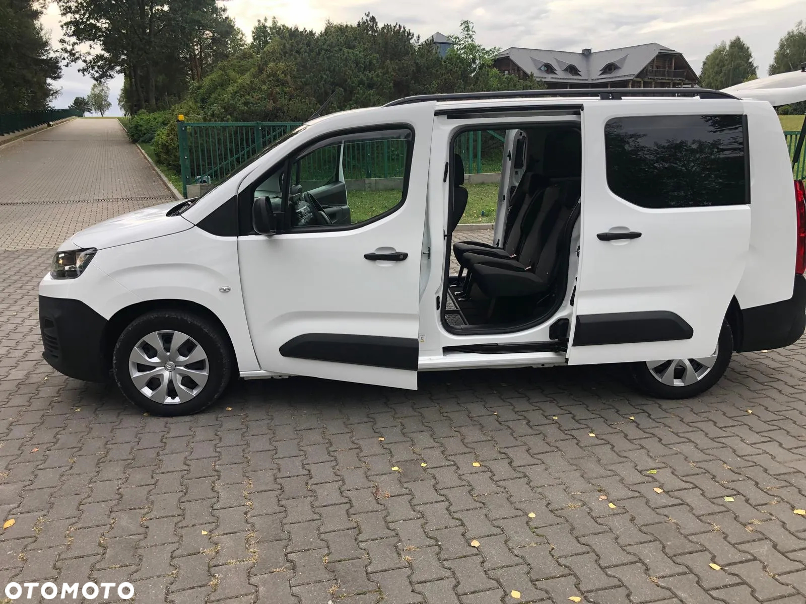 Citroën Berlingo 1.5 BlueHDi 100 XL EHZ Control Variospace - 4