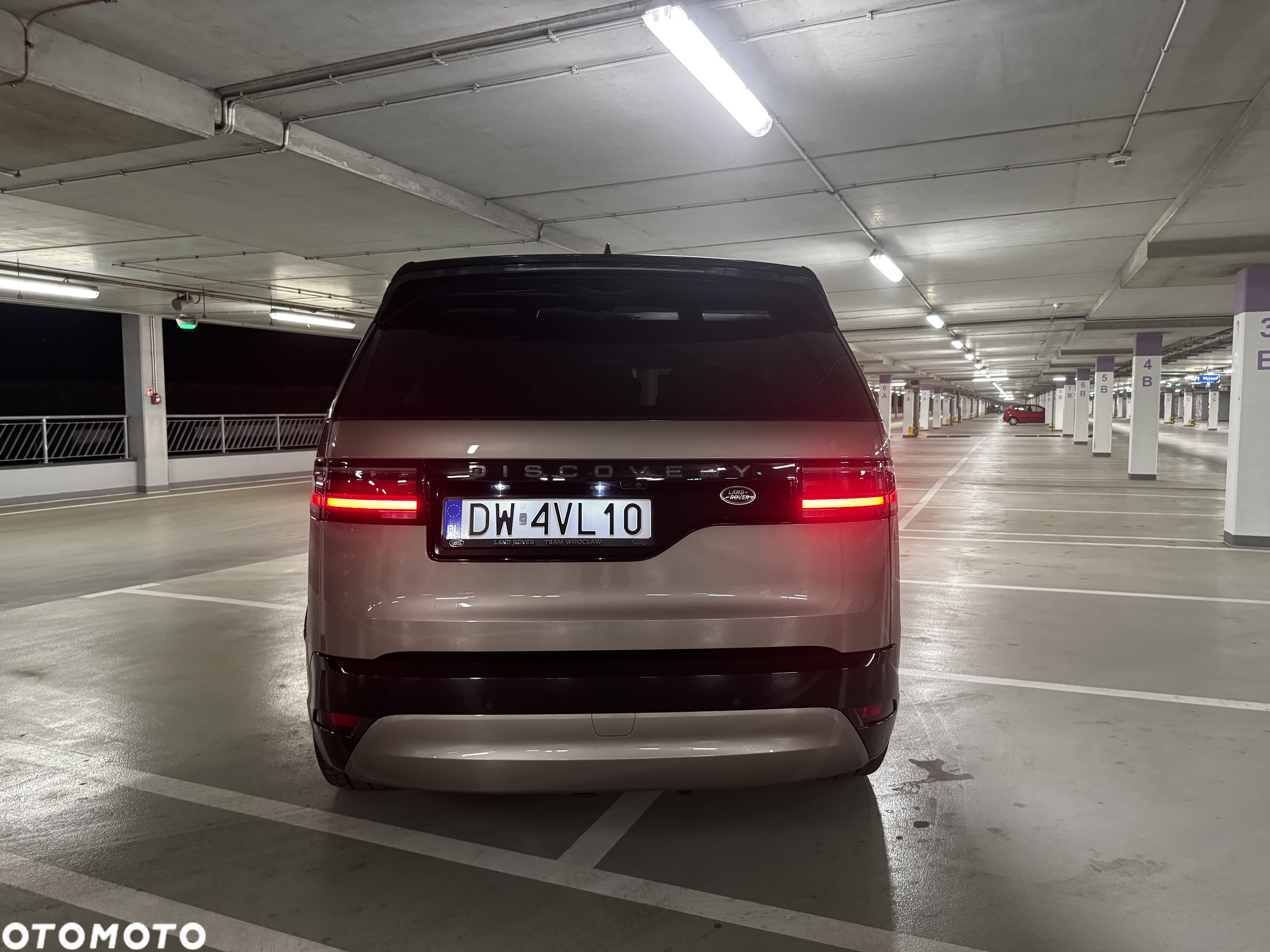 Land Rover Discovery - 21