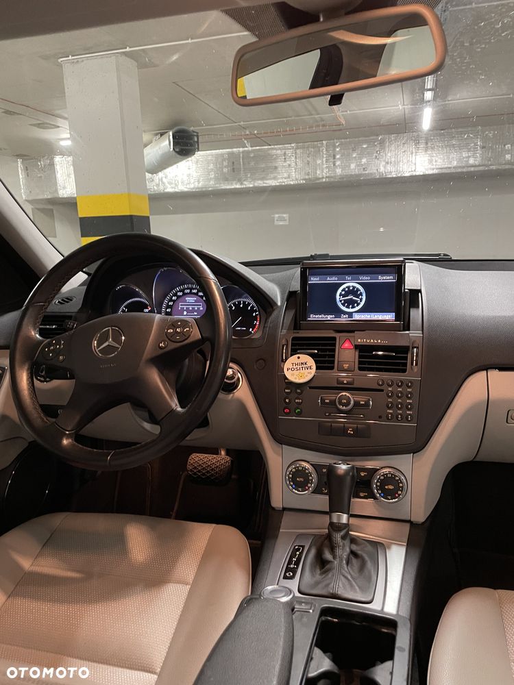 Mercedes-Benz Klasa C - 23