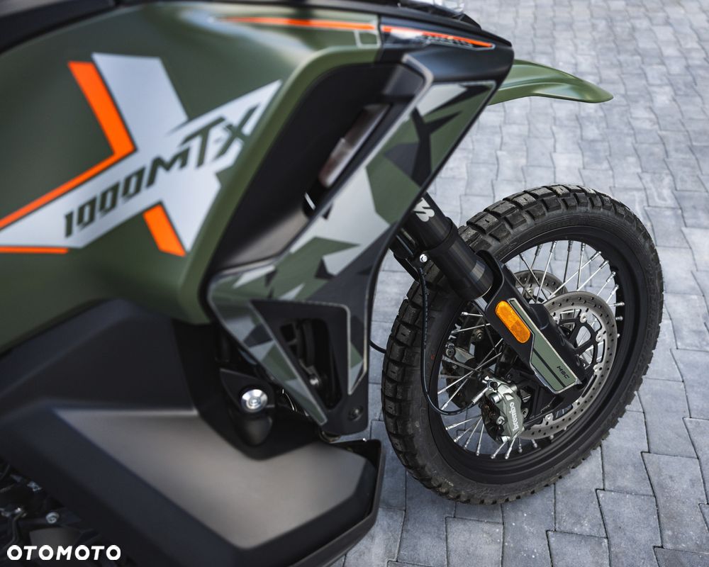 CFMoto MT-X - 2