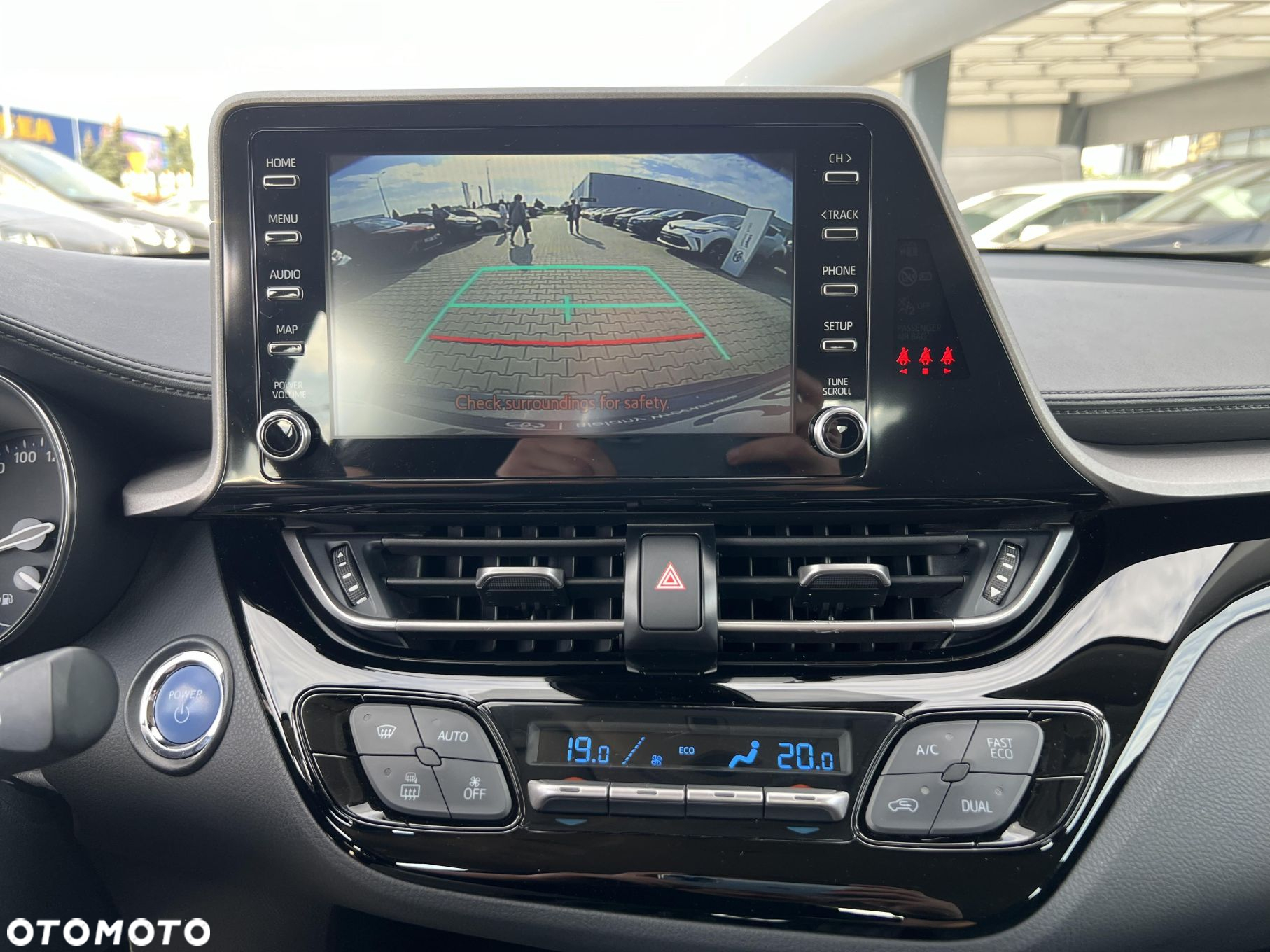 Toyota C-HR - 19