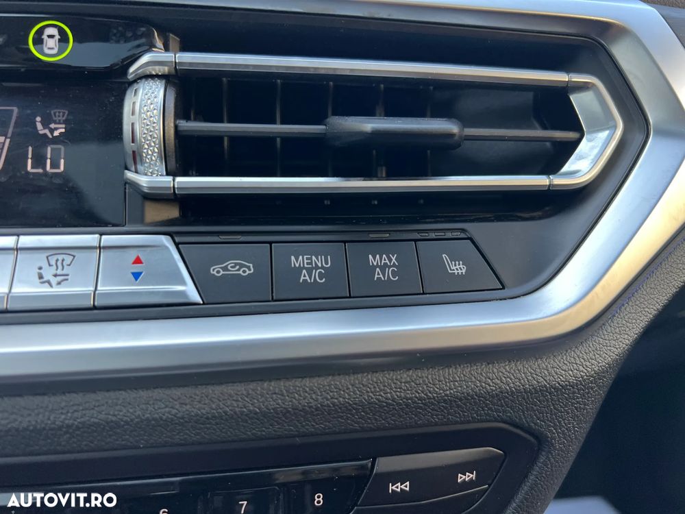 BMW Seria 3 320d xDrive AT MHEV - 22