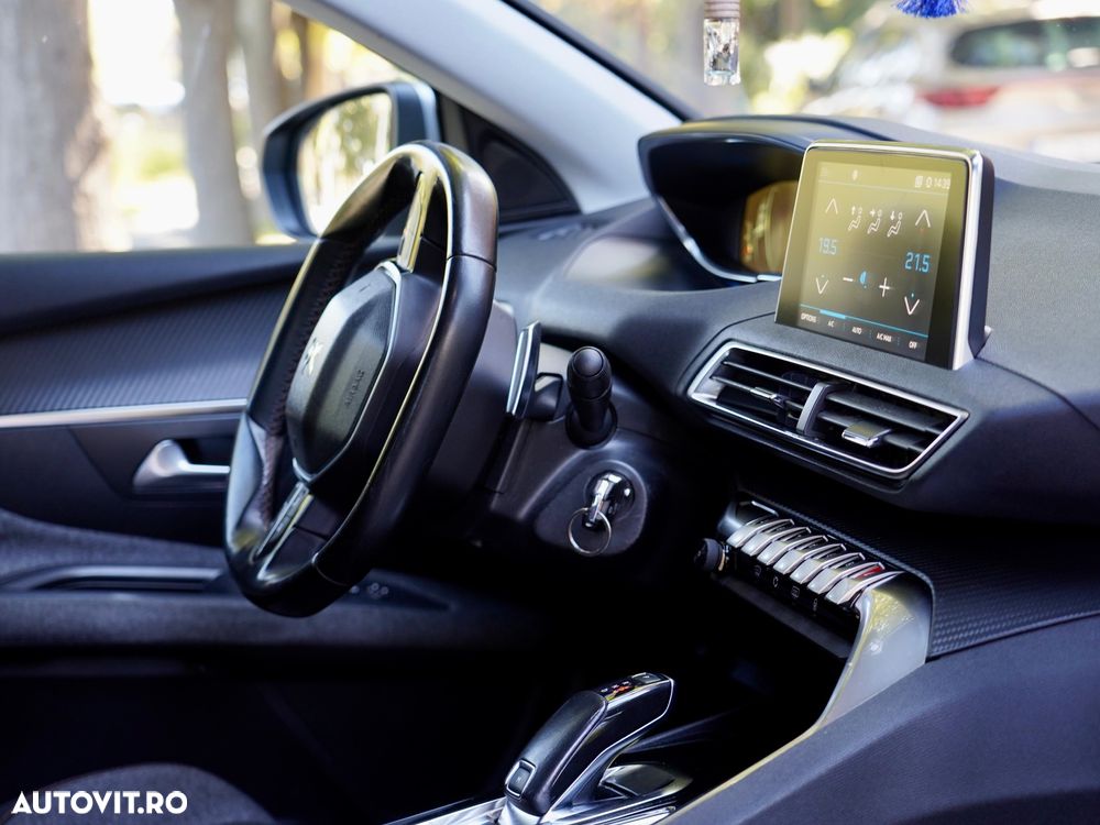 Peugeot 3008 1.6 BlueHDI S&S EAT6 Active - 12