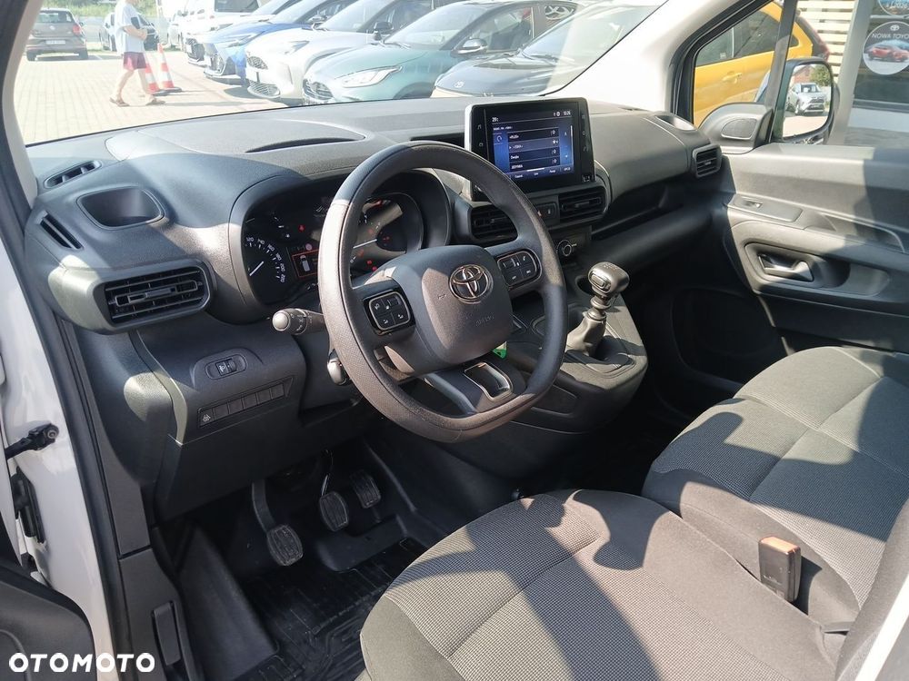 Toyota PROACE CITY - 21