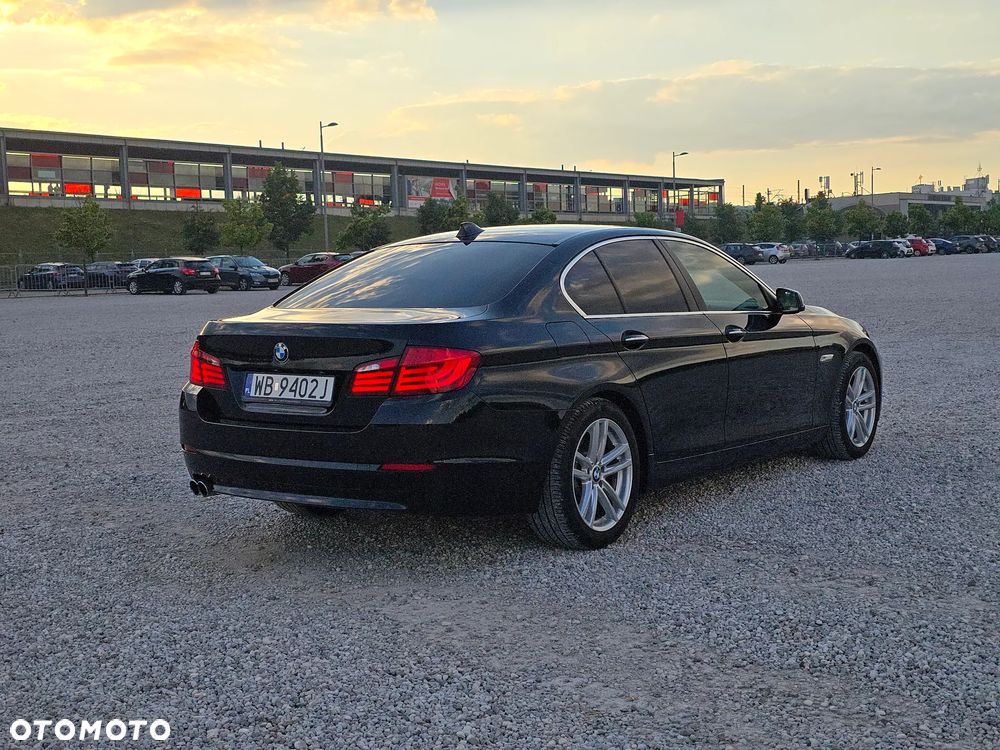 BMW Seria 5 525d xDrive Sport-Aut - 6