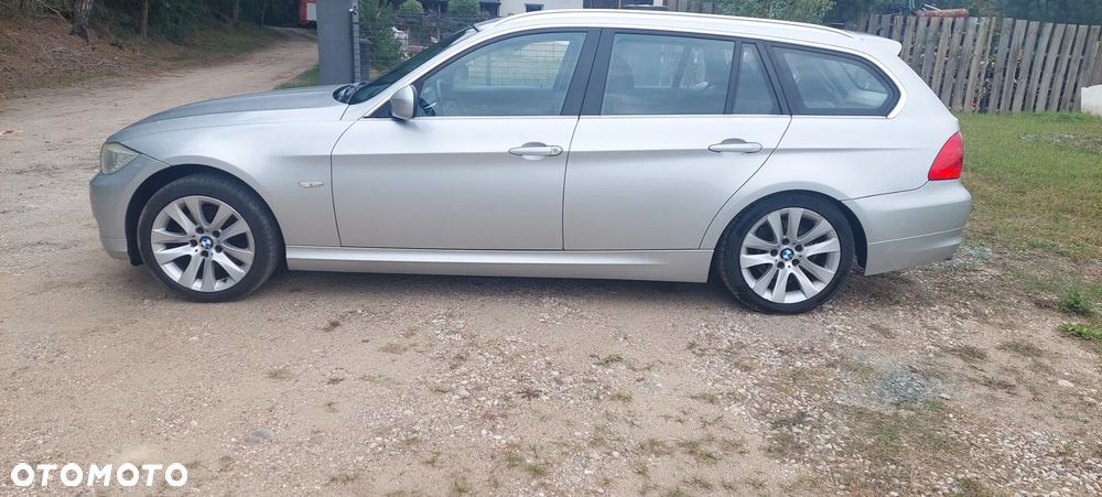 BMW Seria 3 318d - 4