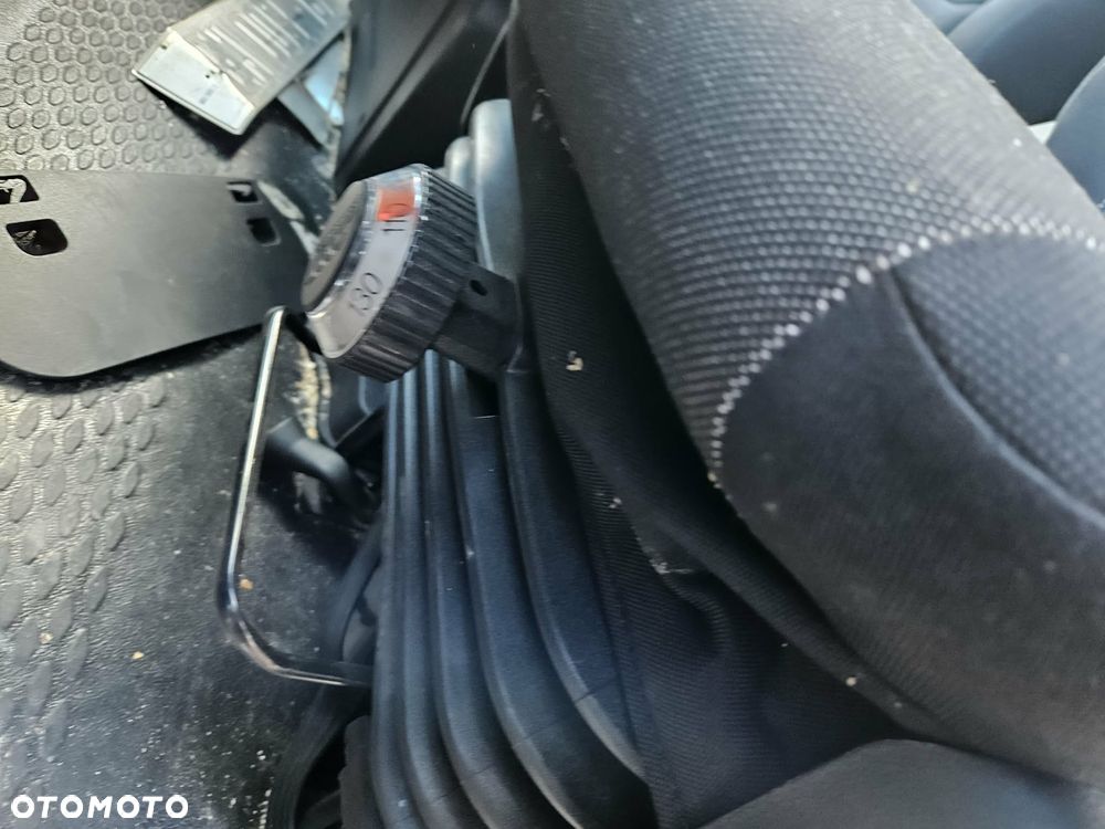 Iveco DAILY 35C15 3.0 DIESEL 150kM - 19