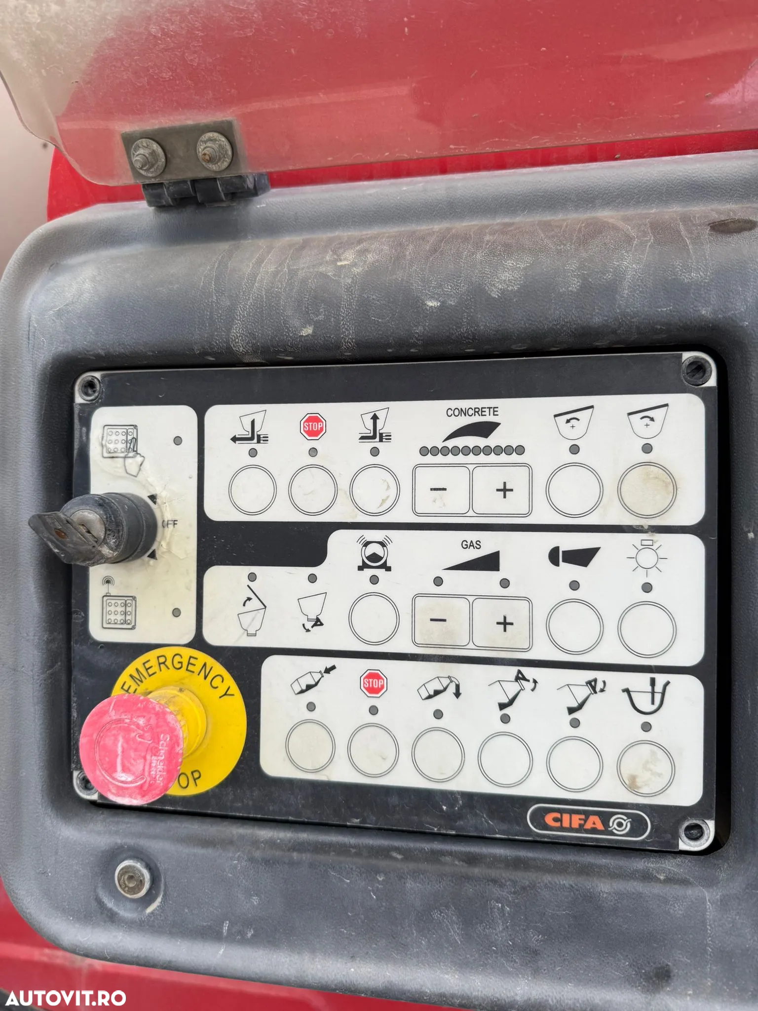 Renault CIFA + Pompa - 11