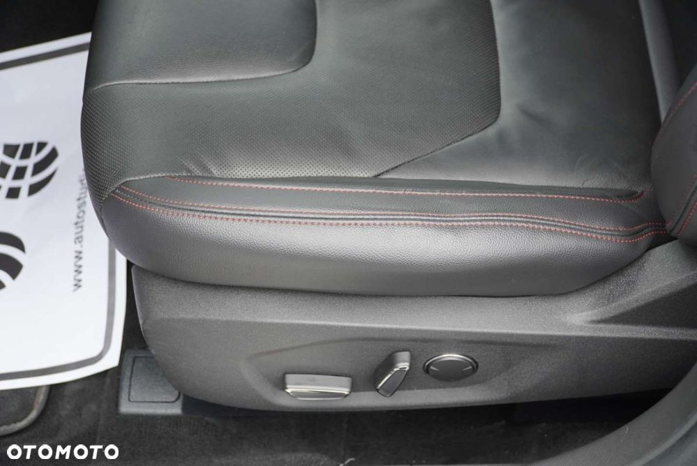 Ford Mondeo 2.0 EcoBlue ST-Line Plus - 12