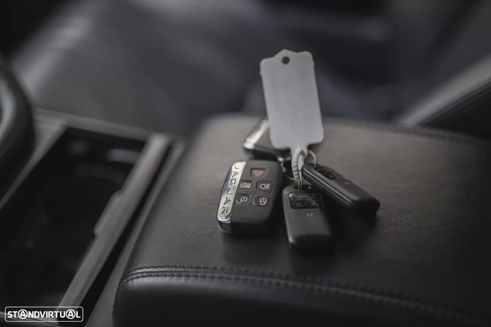 Jaguar F-Type V8 S - 22