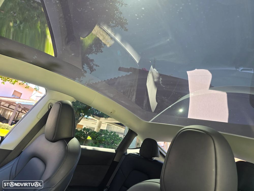 Tesla Model Y Standard - 15