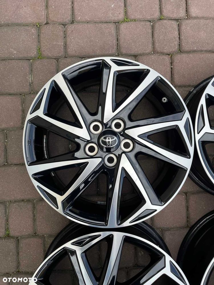 Oryginalne alufelgi Toyota 5x100 16 cali CZUJNIKI YARIS BICOLOR - 8