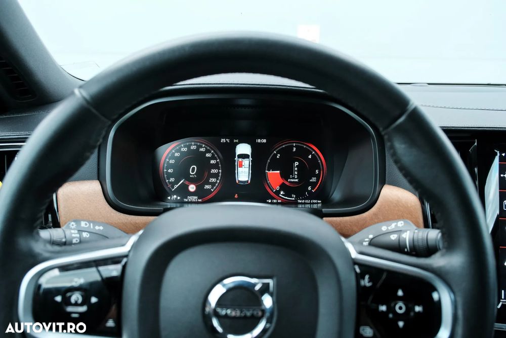 Volvo V90 D4 Inscription - 17