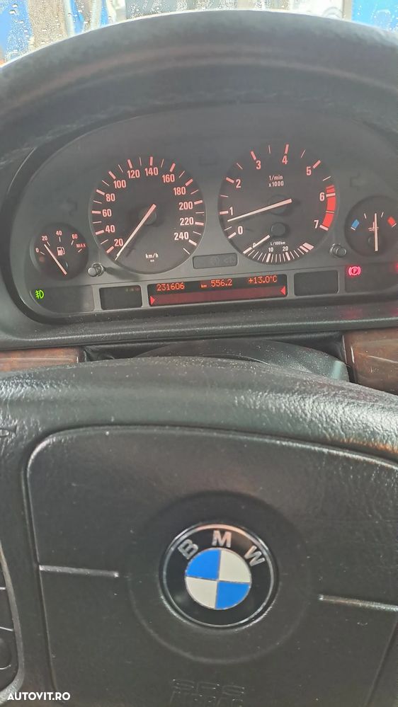 BMW Seria 7 - 11